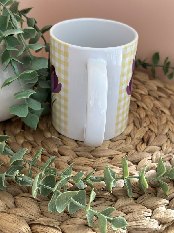 Crocus Mug Handle